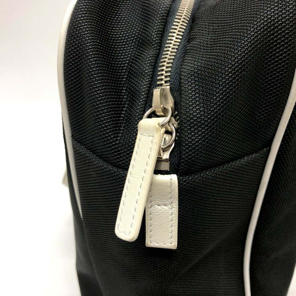 CHANEL Black Shoulder Bag - Picture 12 of 16